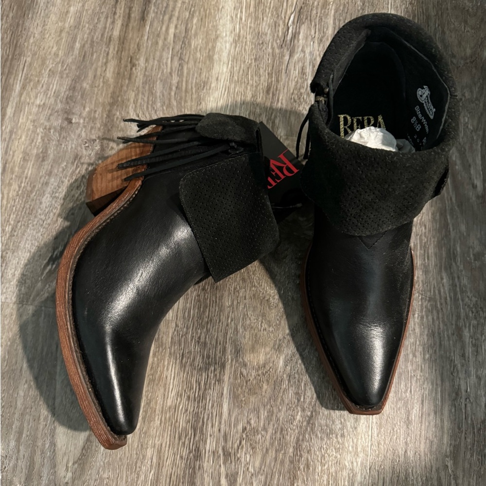 Justin Boots Hope Fringe Zippered Snip Toe Booties Womens Black Casual Boots